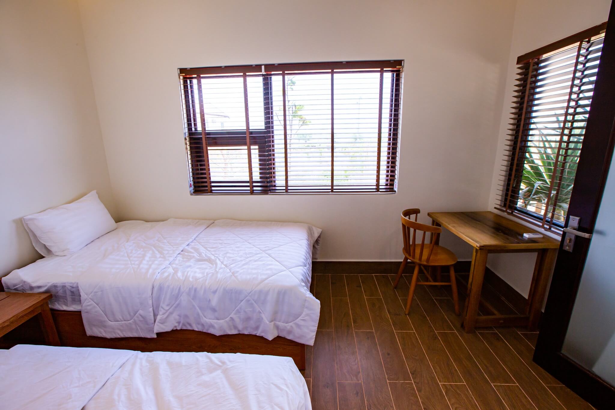Family Triple Room thumbnail 2