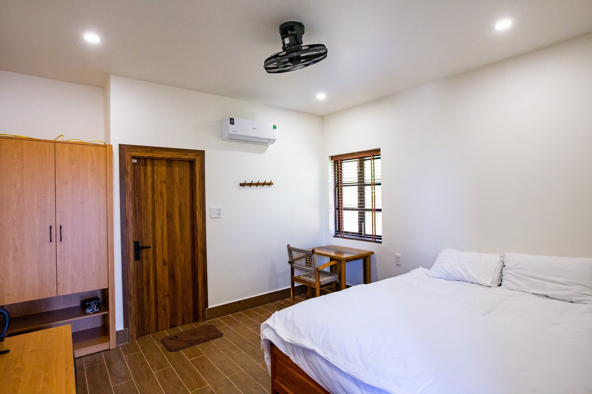 Family Triple Room thumbnail 8